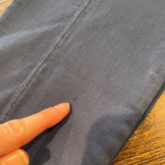 Vineyard Vines Blue Leggings with Sleek Design - Picture 5 of 16